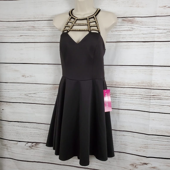 Speechless | Fit n Flare Midi Skater Dress - Picture 4 of 6
